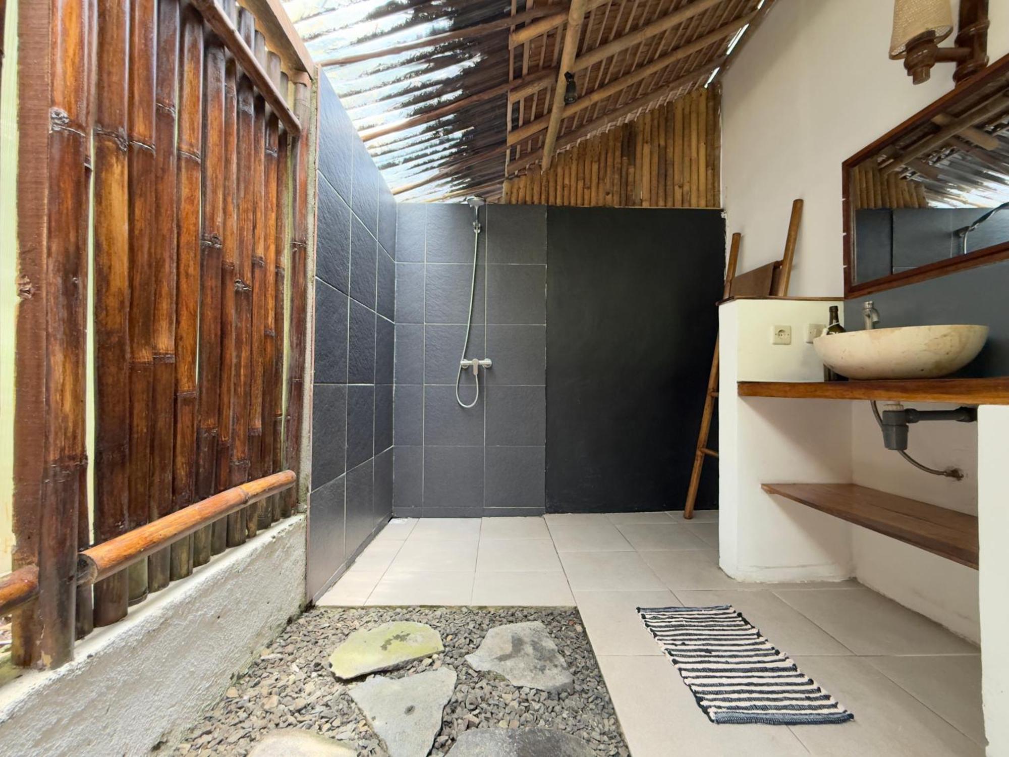 Rnv Eco Resort Bungalows Batukaras Esterno foto